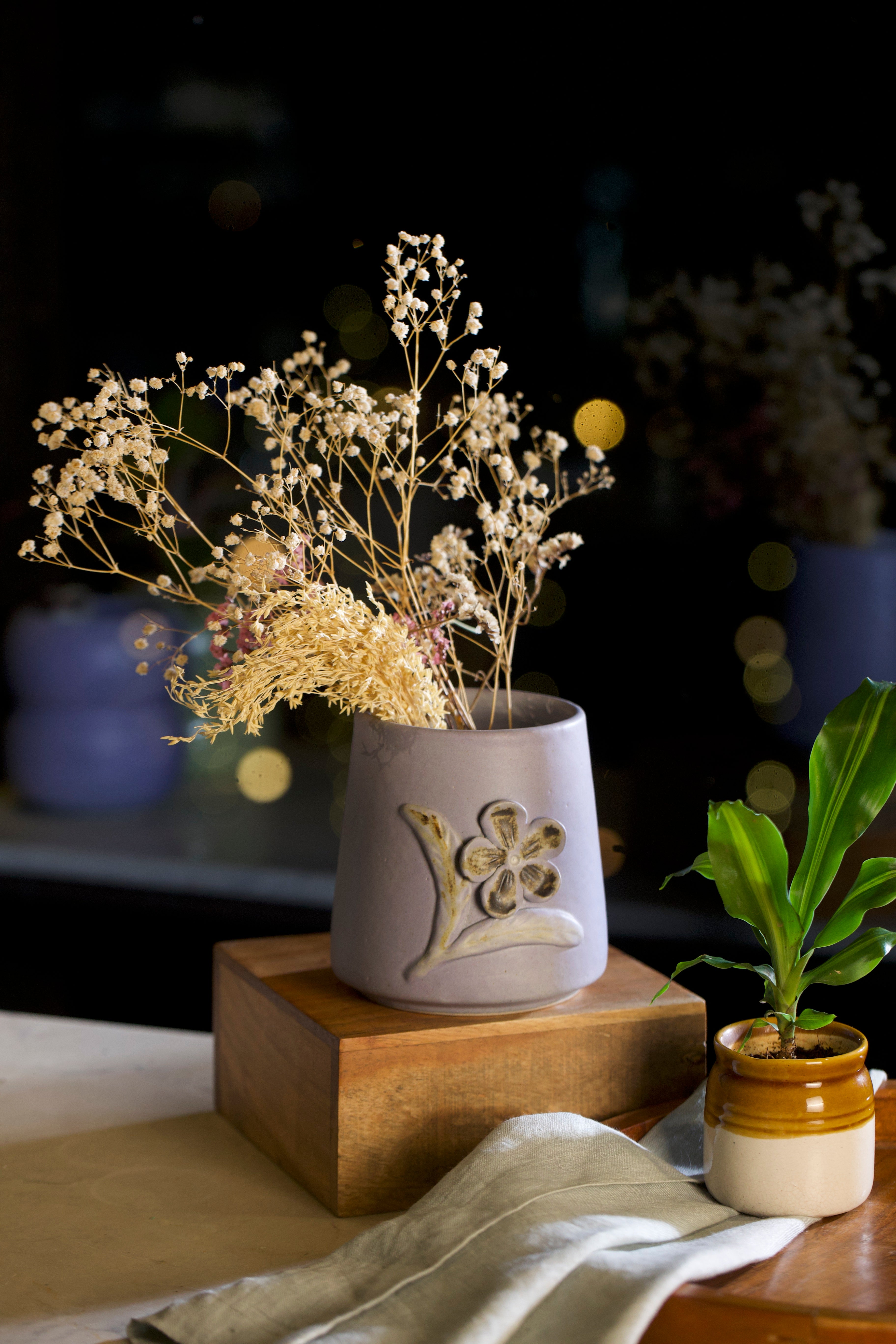 Lavendar Ceramic vase with dried flowers on a wooden block, pottery home decor, handmade clay planters