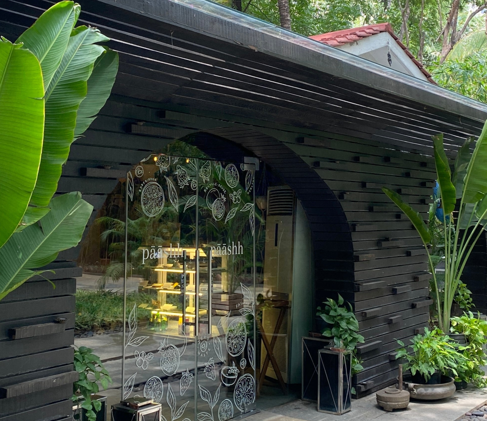 artisanal lifestyle brands India, conscious dining experiences Mumbai