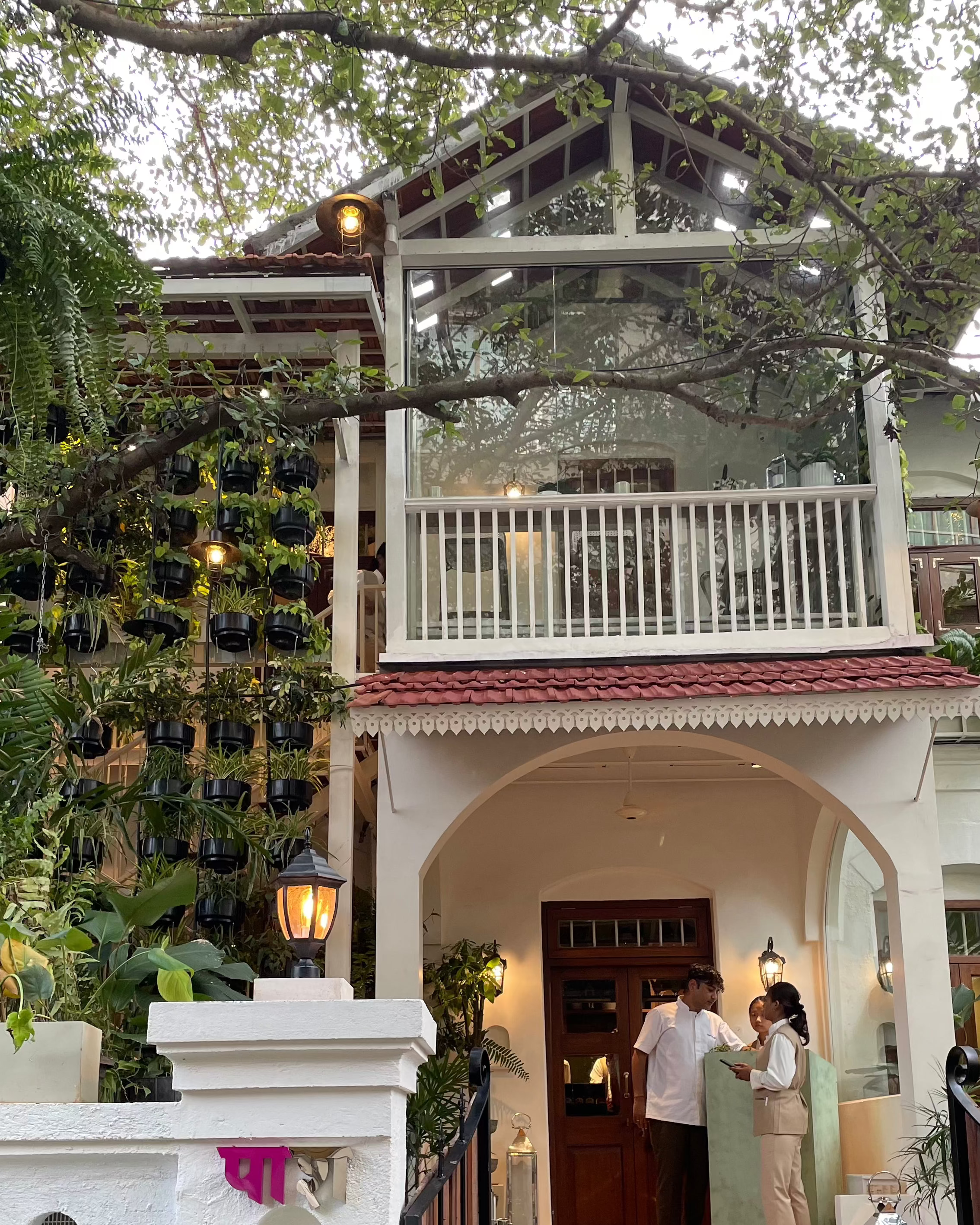 Paashh Mumbai, Cafe Paashh mumbai,  best farm-to-table cafés in Mumbai,
 sustainable lifestyle store in Mumbai