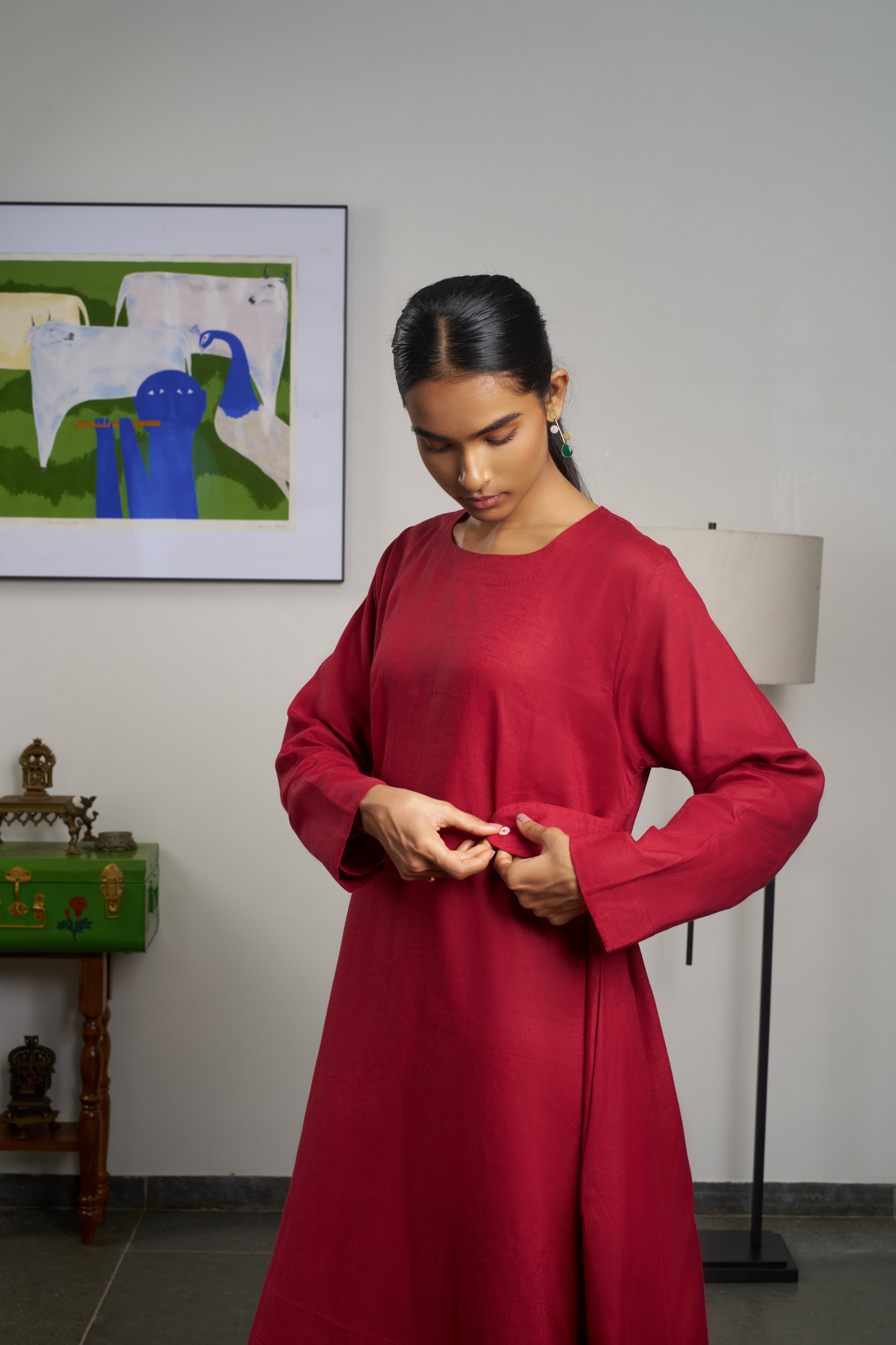Woman in a red dress. linen dresses for women India, comfortable linen dresses India
