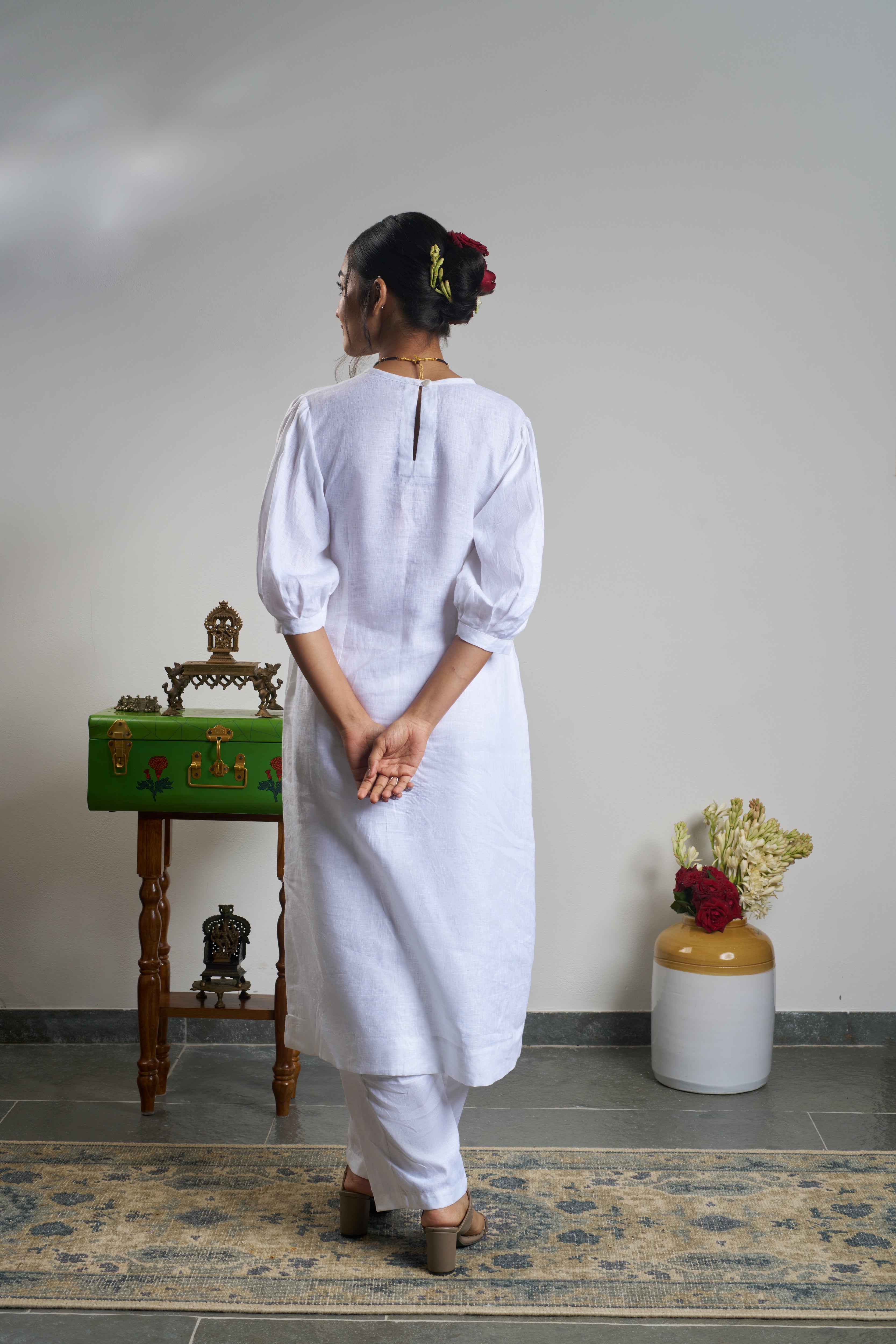 Woman in a white outfit.  linen co-ord sets India, Womens linen fashion shop online